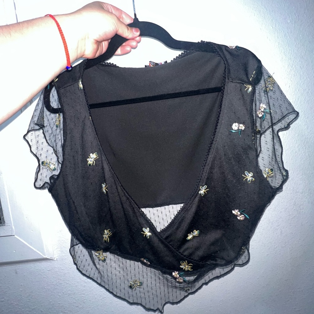 Firefly Lace Vneck line cropped top 2x (brand) dEliAs from Dolls Kill